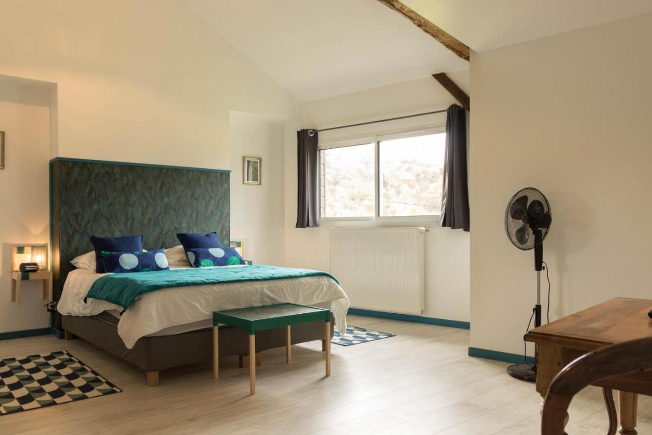 Maison Entre Campagne Et Foret Aspret-Sarrat Exteriér fotografie